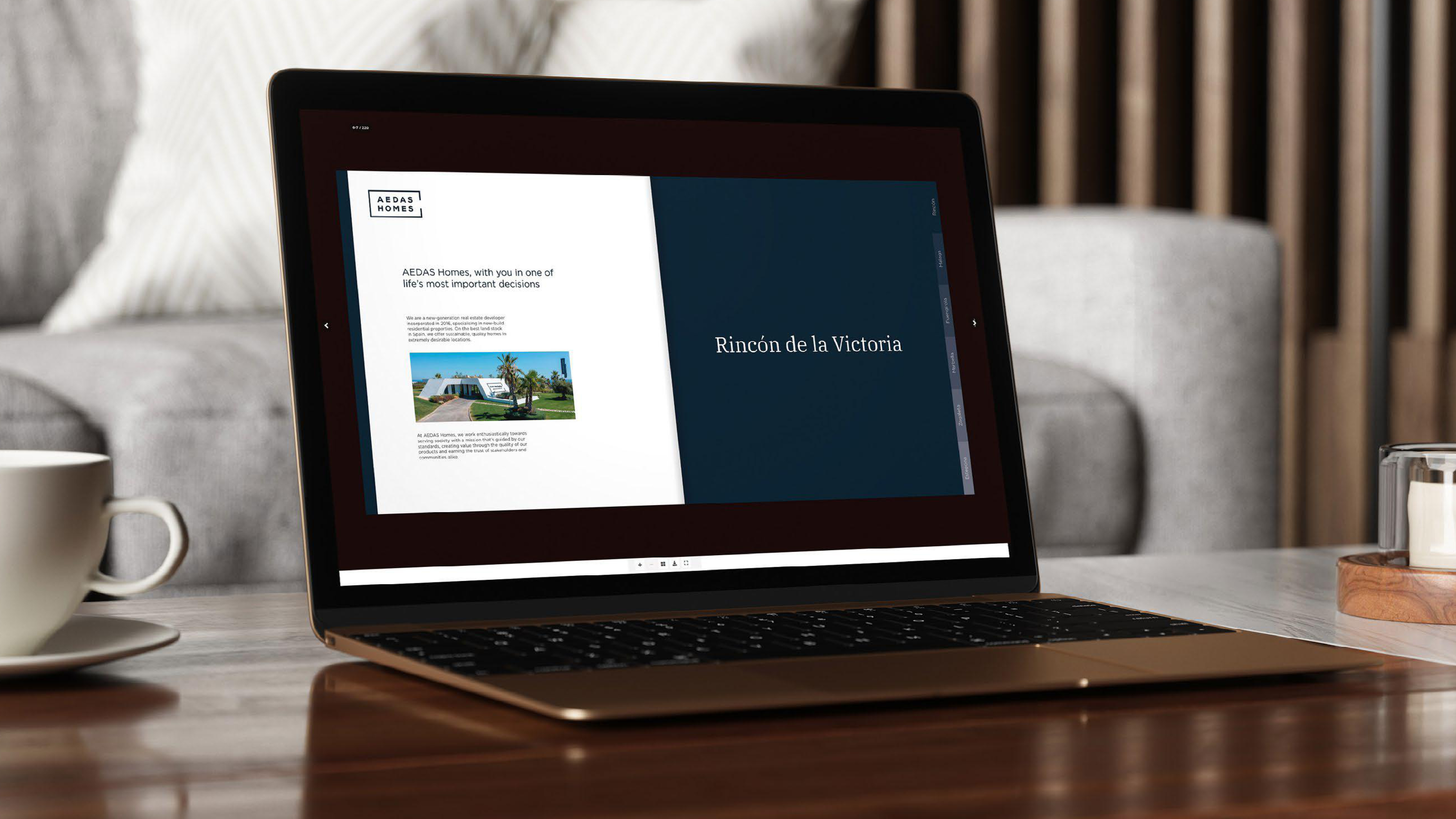 Brochure Deluxe — imagen 10